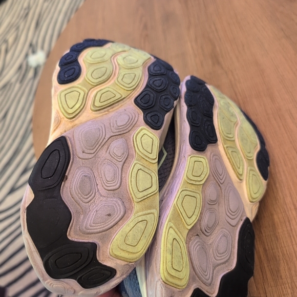 New Balance FF X 860 V14 Women’s Size 8.5 W860L14 Grey/Salt/lime Running Shoes - Picture 5 of 5